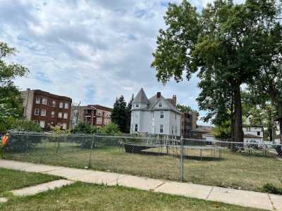 Residential Land For Sale in Chicago, Illinois