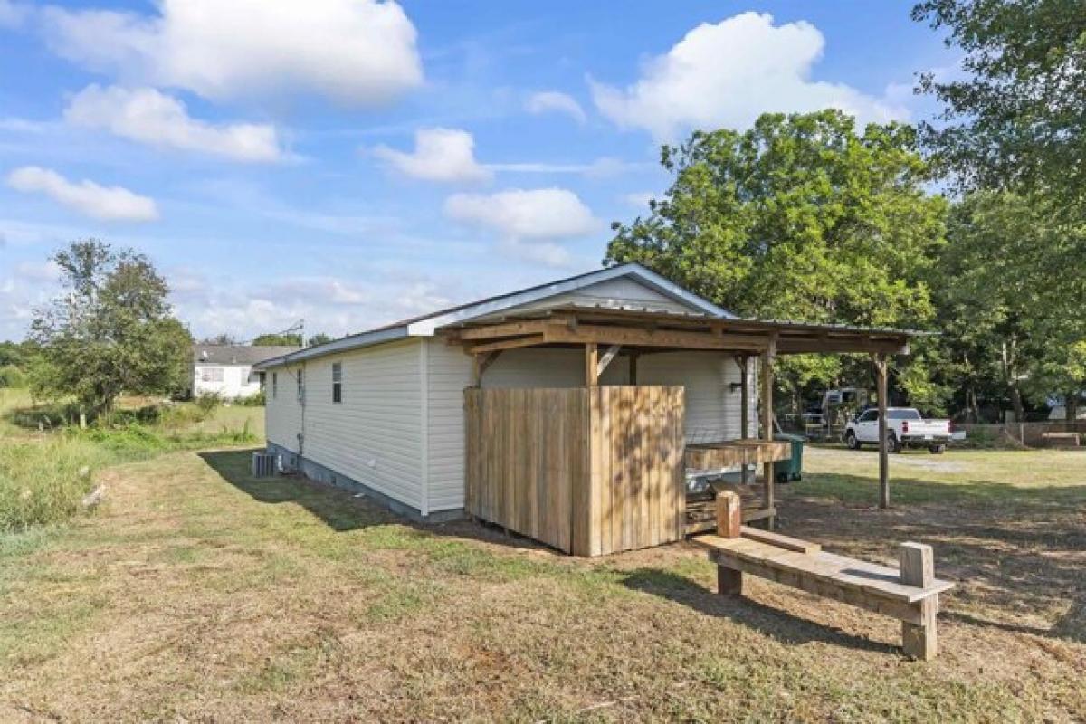 Picture of Home For Sale in Cullman, Alabama, United States