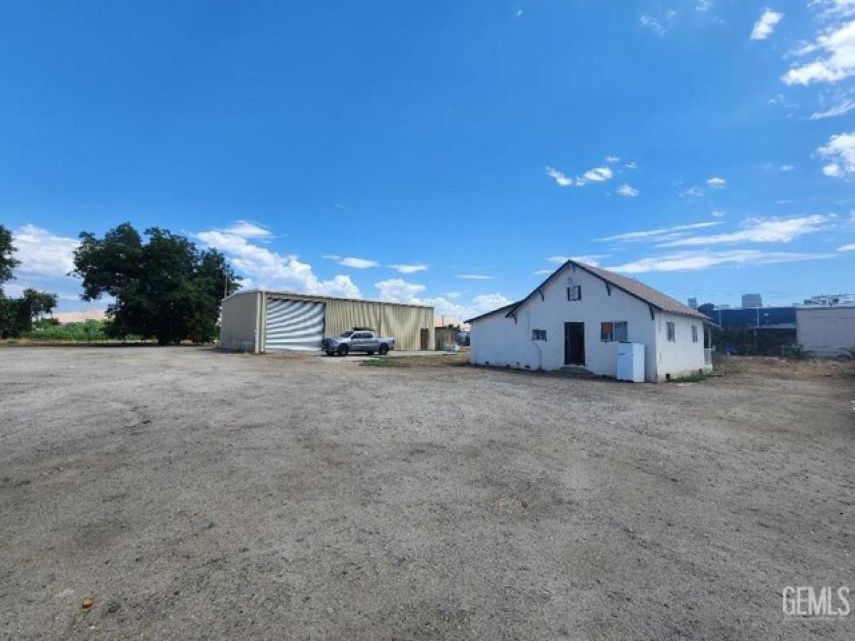 Picture of Home For Sale in Porterville, California, United States