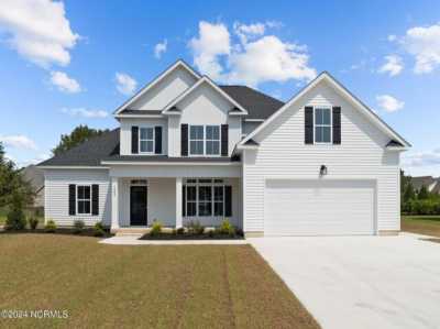 Home For Sale in Winterville, North Carolina