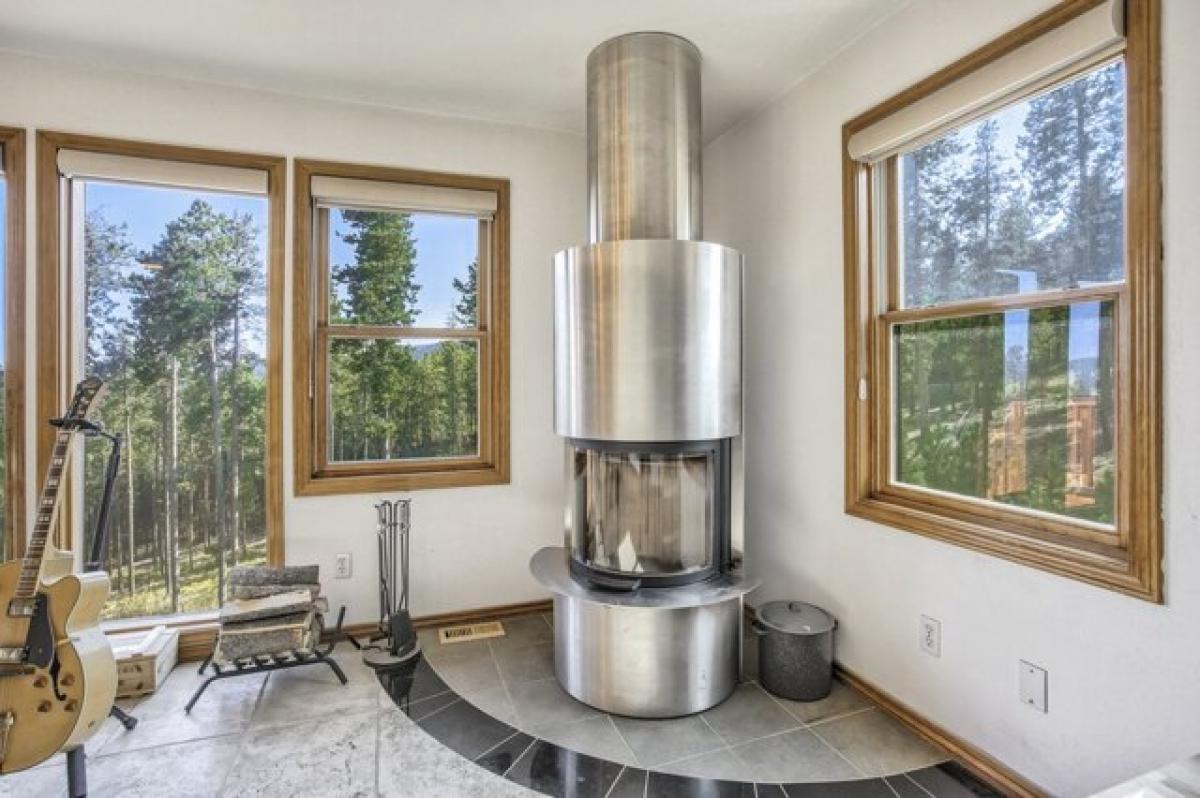 Picture of Home For Sale in Conifer, Colorado, United States