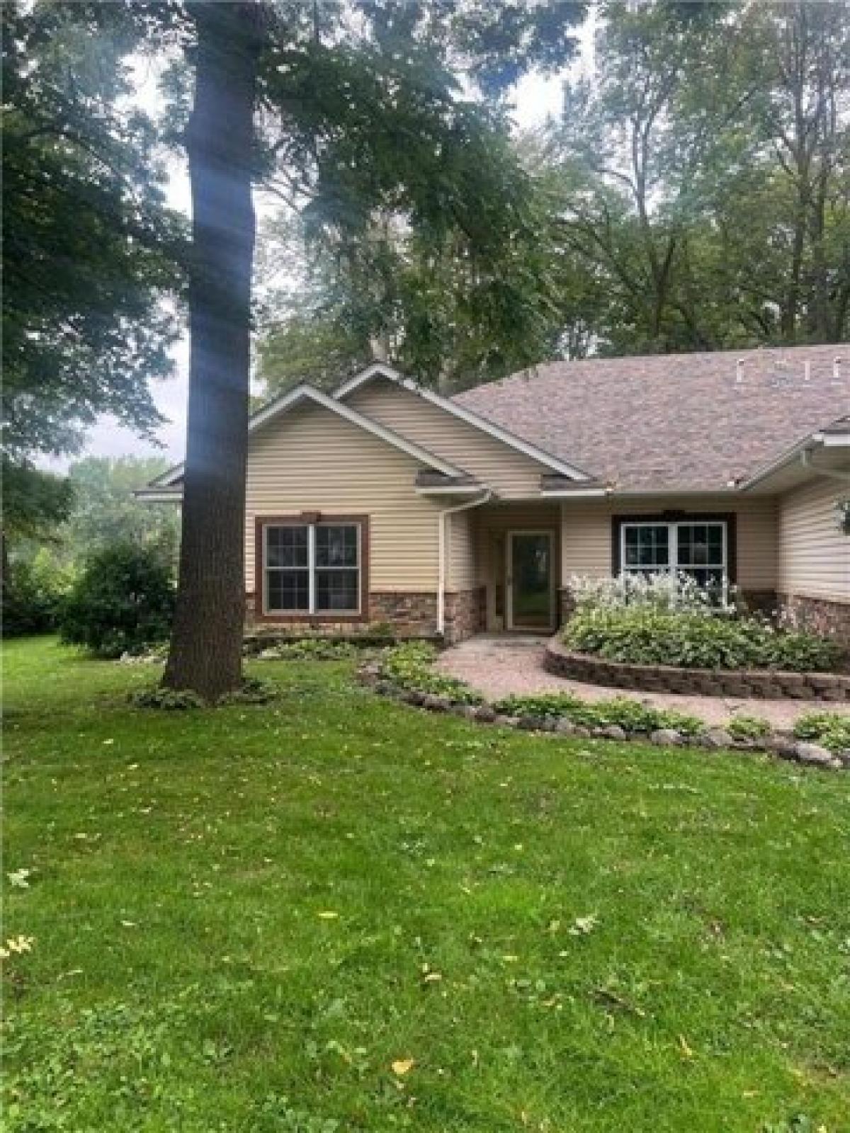 Picture of Home For Sale in Castle Rock, Minnesota, United States