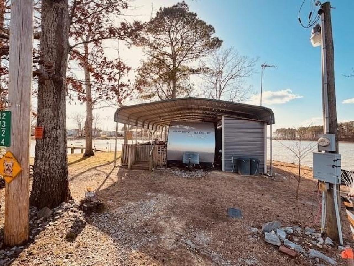 Picture of Home For Sale in Centre, Alabama, United States