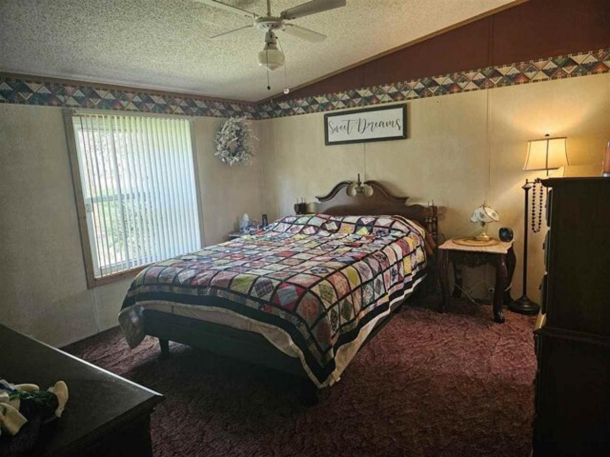 Picture of Home For Sale in Economy, Indiana, United States