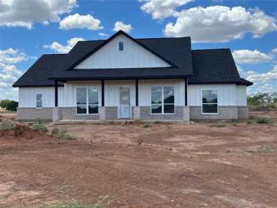 Home For Sale in Millsap, Texas