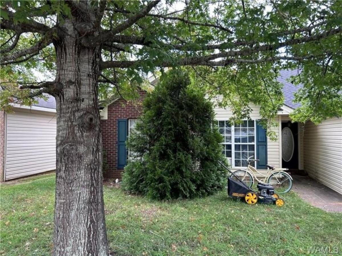 Picture of Home For Sale in Northport, Alabama, United States