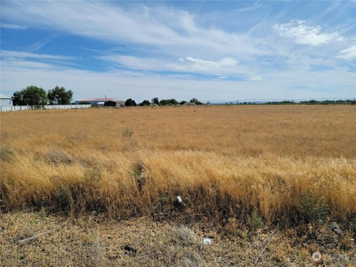 Picture of Residential Land For Sale in Moses Lake, Washington, United States