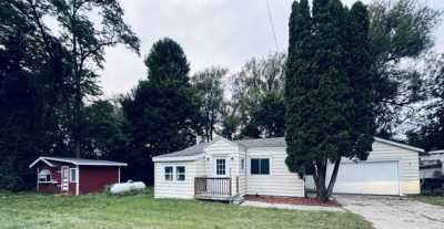 Home For Sale in Manistee, Michigan