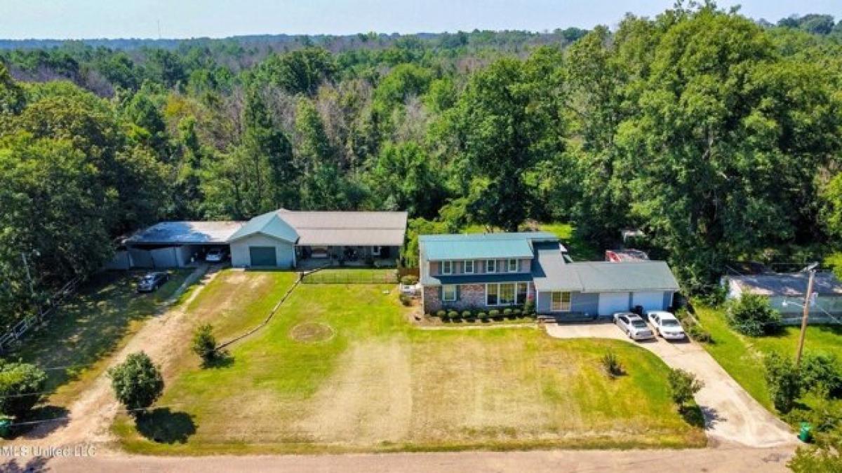 Picture of Home For Sale in Byram, Mississippi, United States