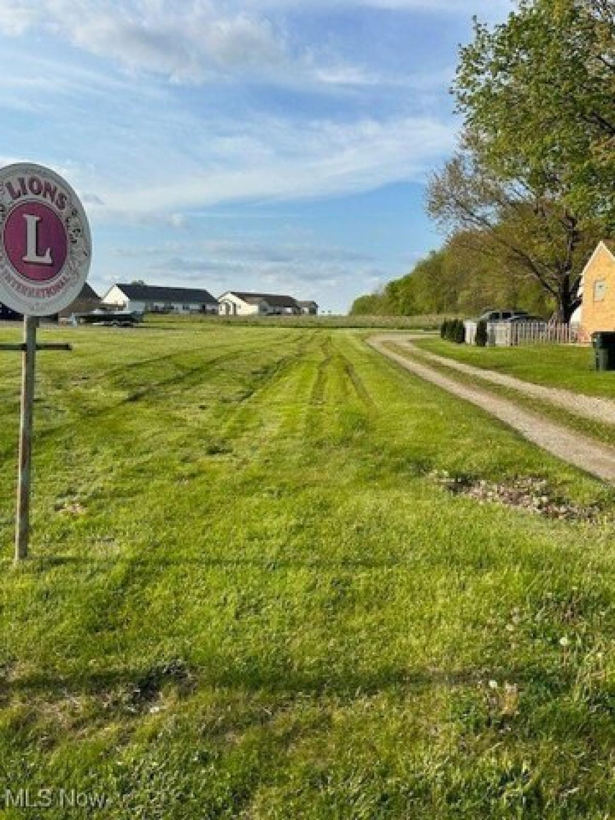 Picture of Residential Land For Sale in Massillon, Ohio, United States