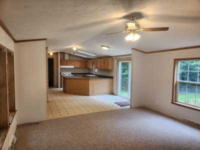 Home For Sale in Oxford, Maine