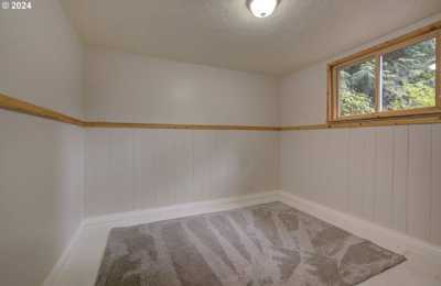 Home For Sale in West Linn, Oregon