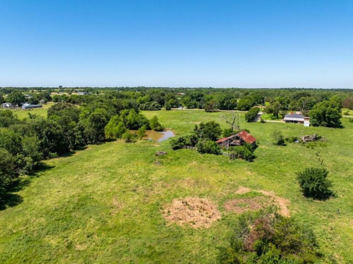 Picture of Residential Land For Sale in Corsicana, Texas, United States