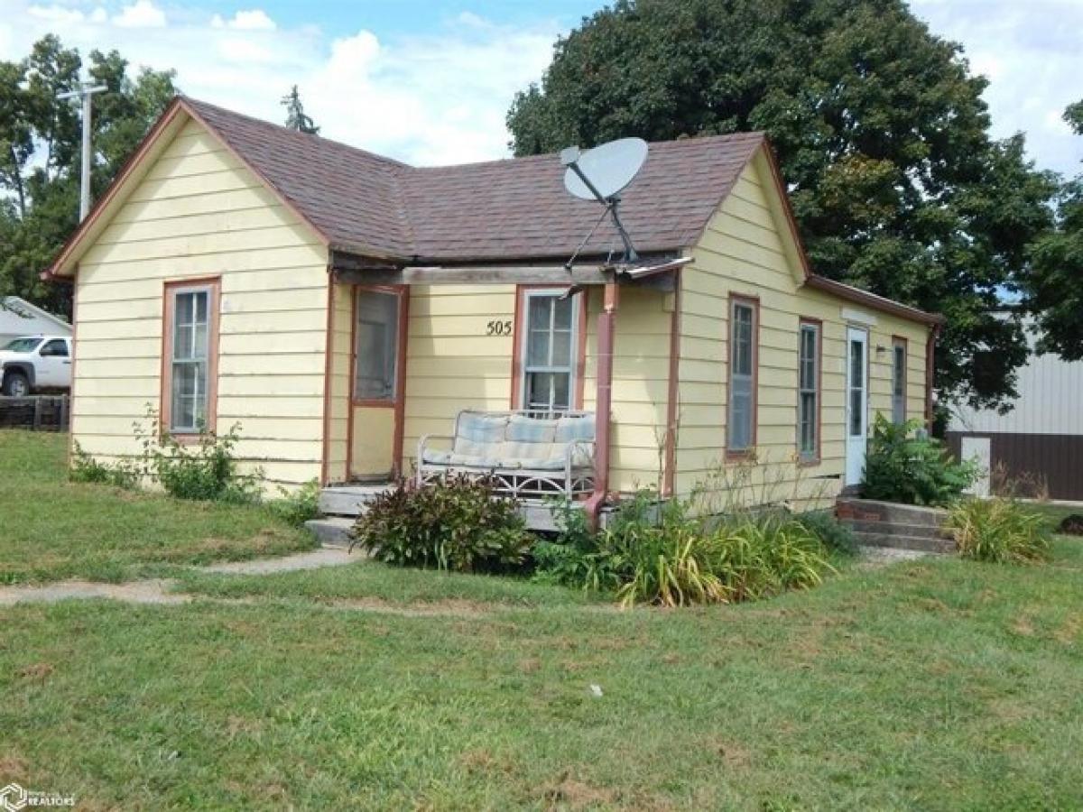 Picture of Home For Sale in Union, Iowa, United States