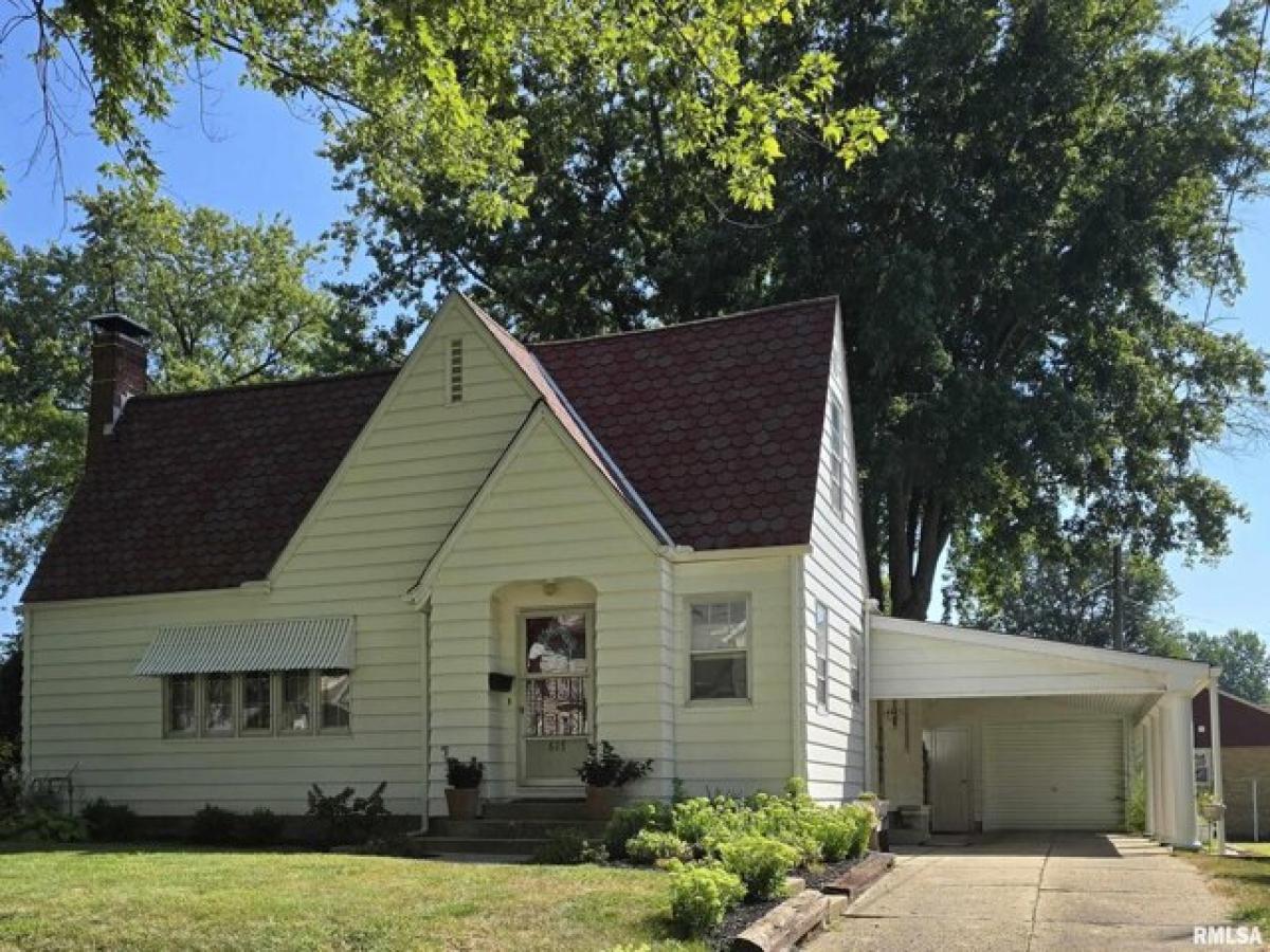 Picture of Home For Sale in Canton, Illinois, United States