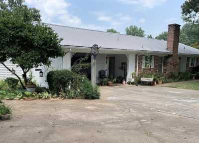 Home For Sale in Walnut Ridge, Arkansas