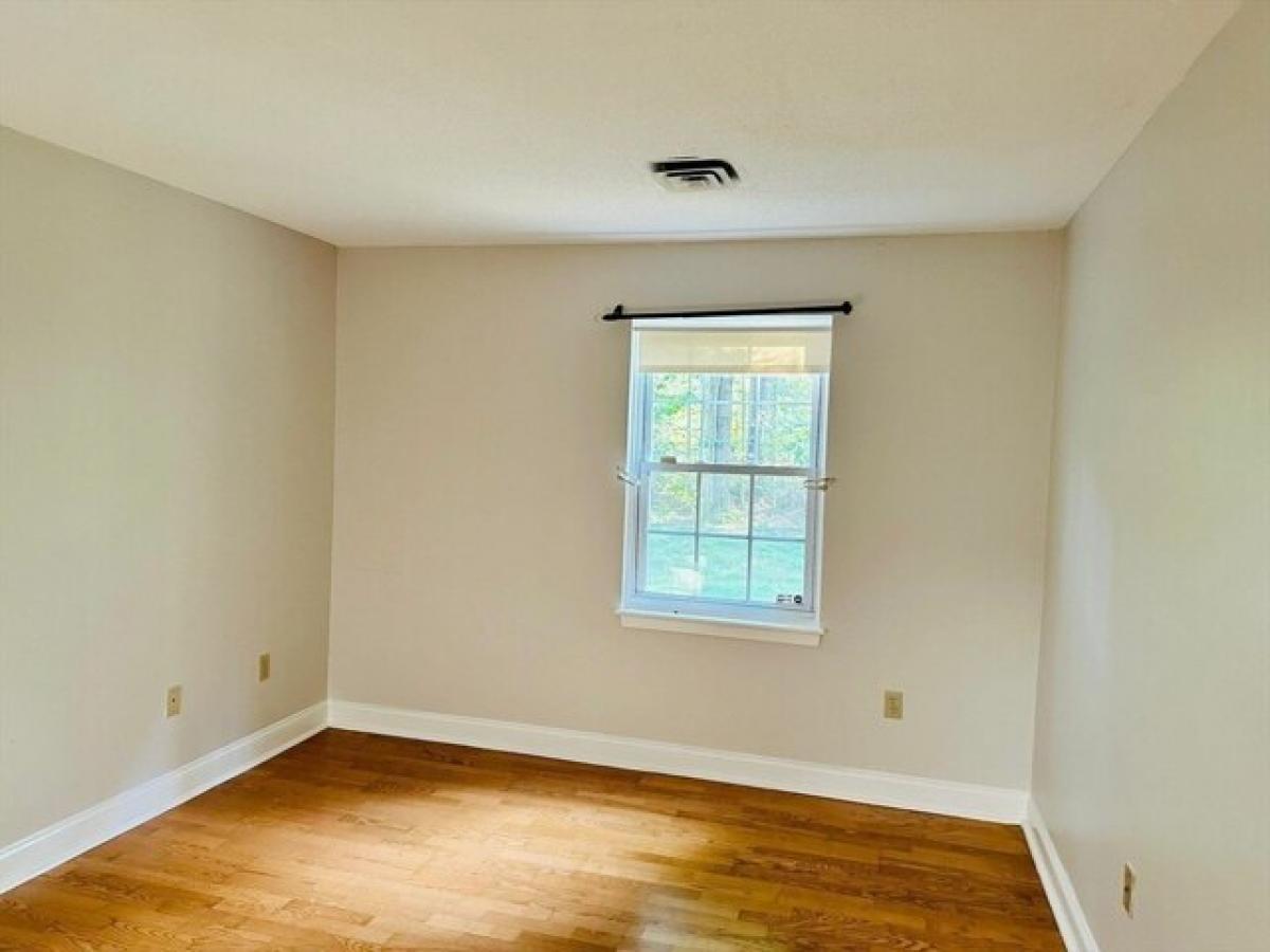 Picture of Home For Rent in Andover, Massachusetts, United States