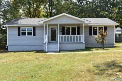 Home For Sale in Toney, Alabama