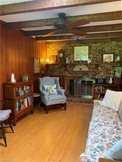 Home For Sale in Kernersville, North Carolina