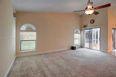 Home For Sale in Plantation, Florida