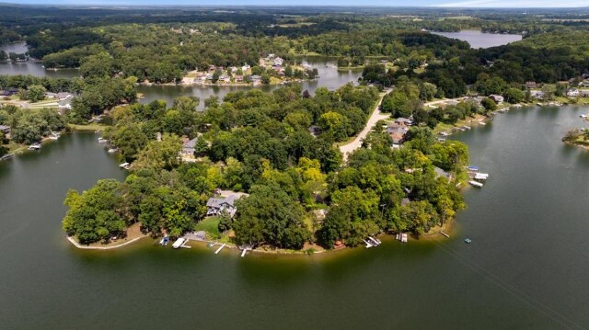 Picture of Home For Sale in Jerome, Michigan, United States