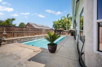 Home For Sale in Tulare, California