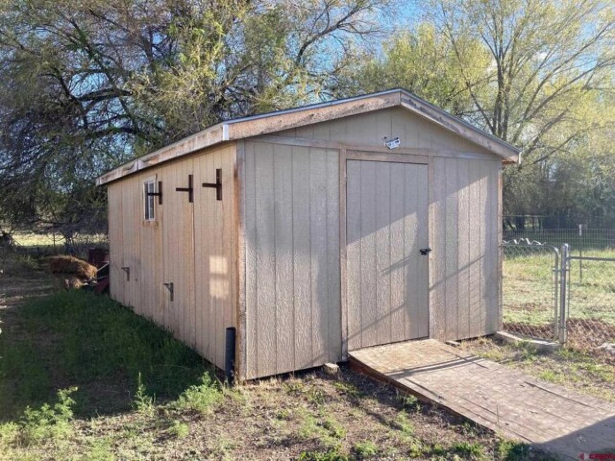 Picture of Home For Sale in Montrose, Colorado, United States