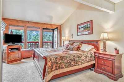 Home For Sale in Oak Creek, Colorado