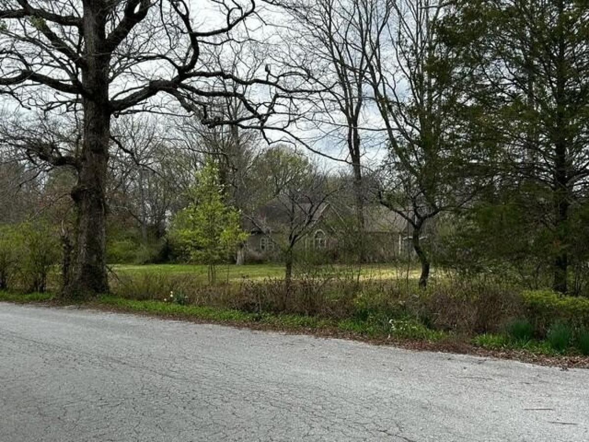 Picture of Residential Land For Sale in Signal Mountain, Tennessee, United States