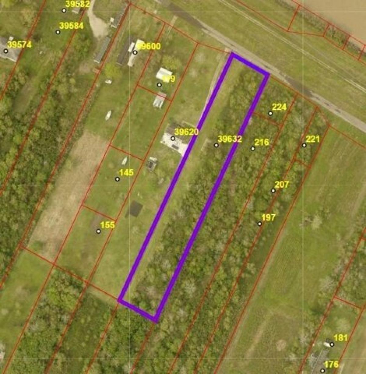 Picture of Residential Land For Sale in Boothville, Louisiana, United States