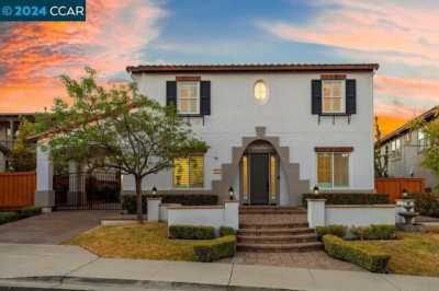 Home For Sale in Danville, California