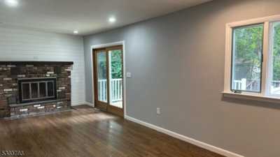 Home For Sale in Vernon, New Jersey