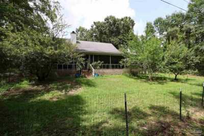 Home For Sale in Molino, Florida