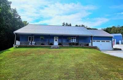 Home For Sale in Galena, Missouri