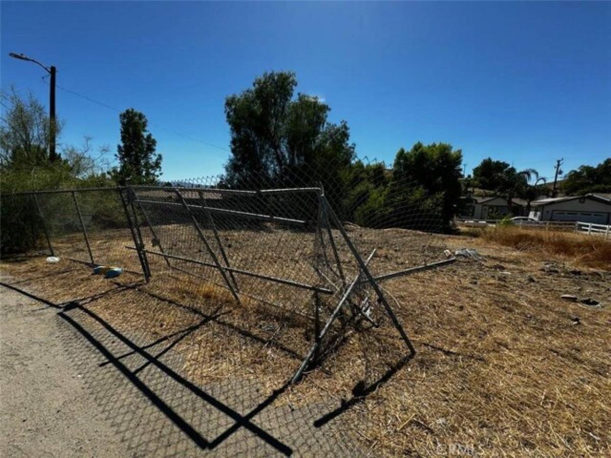 Picture of Residential Land For Sale in Menifee, California, United States