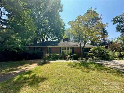 Home For Sale in Salisbury, North Carolina