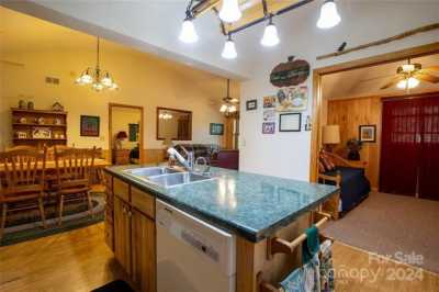 Home For Sale in Spruce Pine, North Carolina