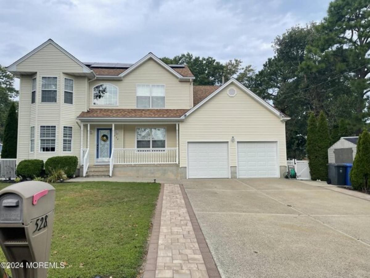 Picture of Home For Sale in Manahawkin, New Jersey, United States