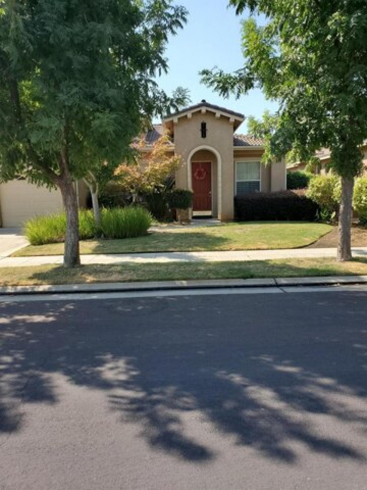 Picture of Home For Sale in Clovis, California, United States