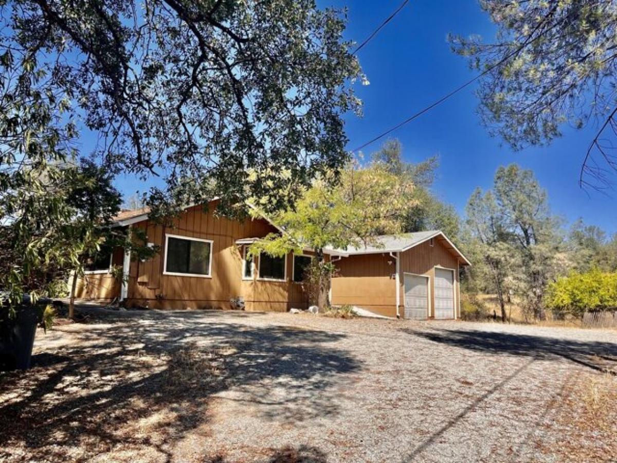 Picture of Home For Sale in Redding, California, United States