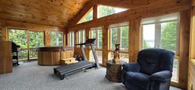 Home For Sale in Pittsburg, New Hampshire