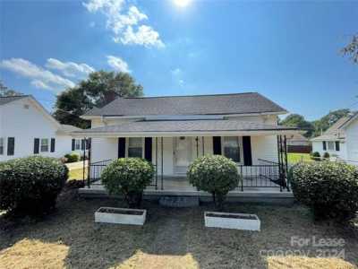 Home For Rent in Cornelius, North Carolina