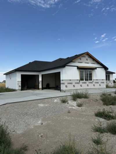 Home For Sale in Shelley, Idaho