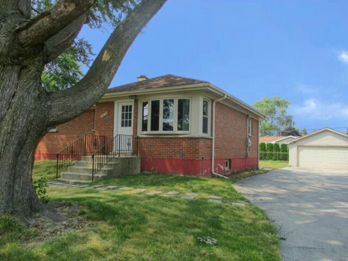 Picture of Home For Sale in Oak Lawn, Illinois, United States