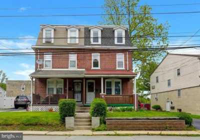 Home For Rent in Woodlyn, Pennsylvania