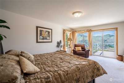 Home For Sale in Chelan, Washington