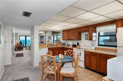 Home For Sale in Jensen Beach, Florida