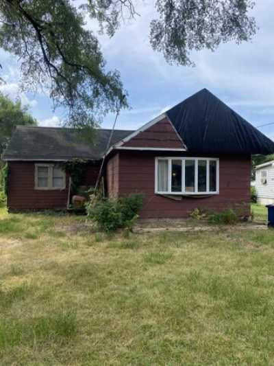 Home For Sale in La Porte, Indiana