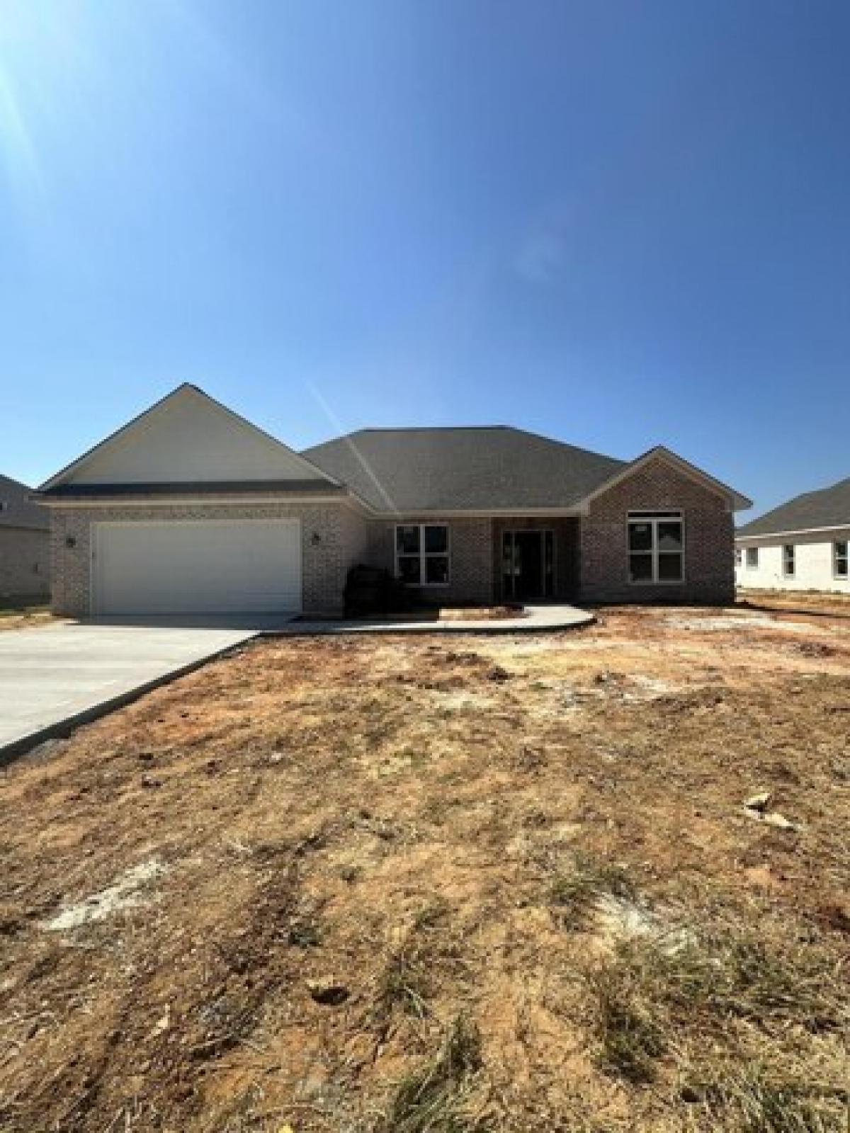 Picture of Home For Sale in Guntown, Mississippi, United States