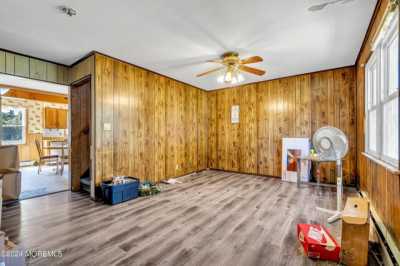 Home For Sale in East Brunswick, New Jersey